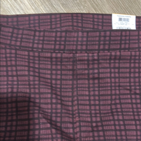 Burgundy Checkered Pants - Picture 3 of 4